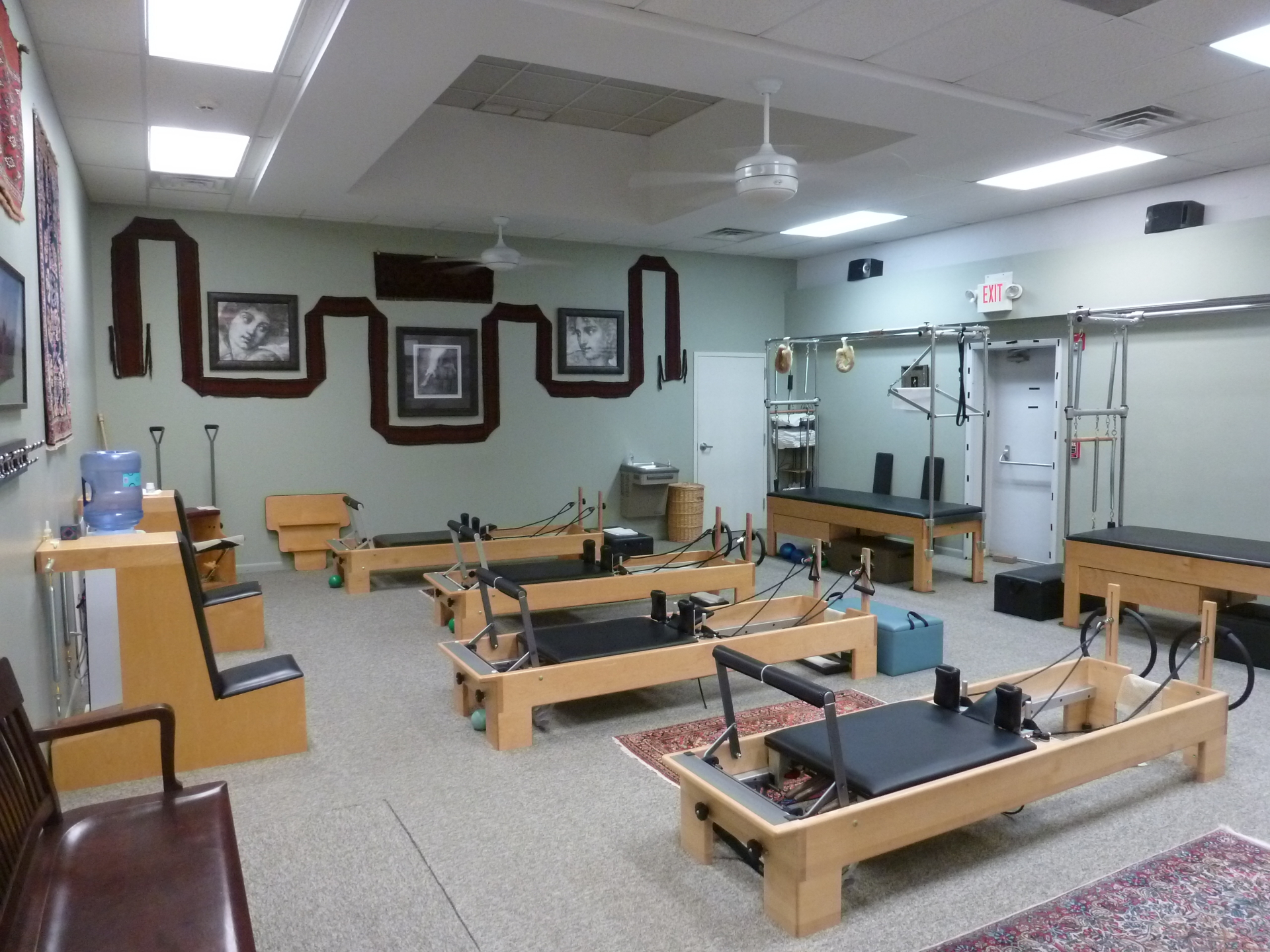 Studio Pilates equipment floor